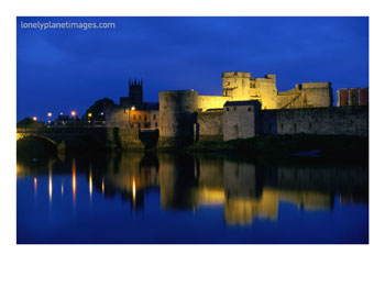 King John's Castle Over the River Shannon, Limerick, County Limerick, Ireland, Munster