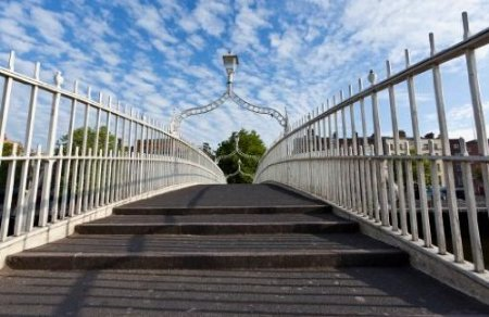 Ha'Penny Bridge